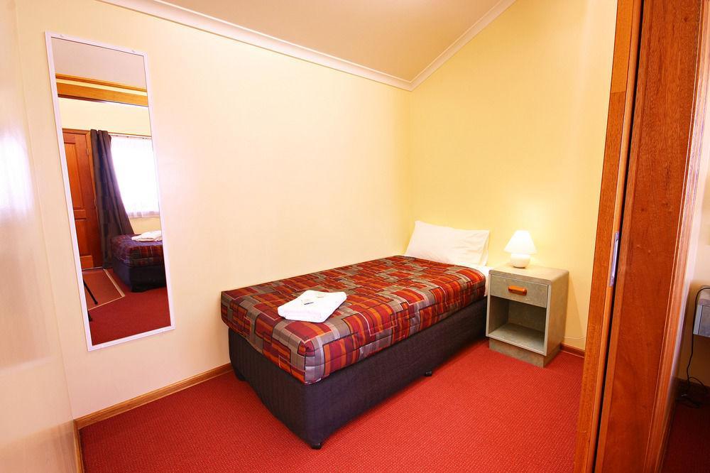 Downs Motel Toowoomba Exterior foto